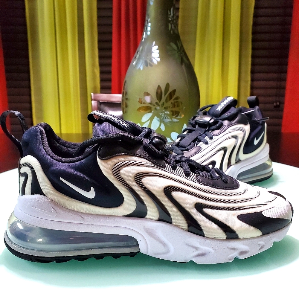 Nike Air Max 270 React